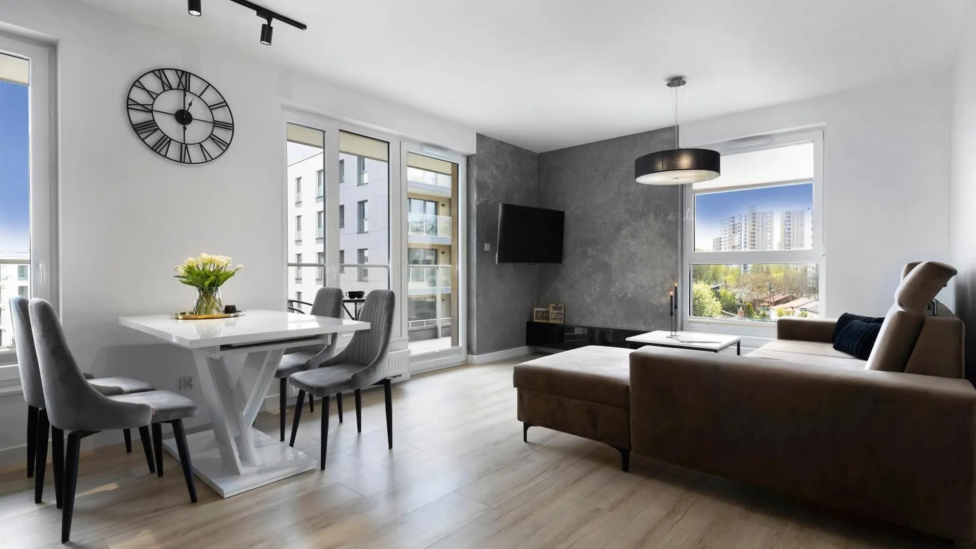 Elite Apartments Marine Letnica location